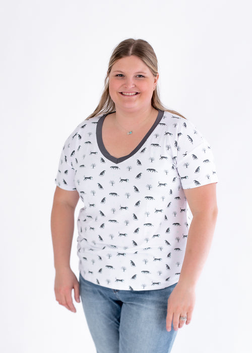 Snow Leopard | Short Sleeve Adult V Neck