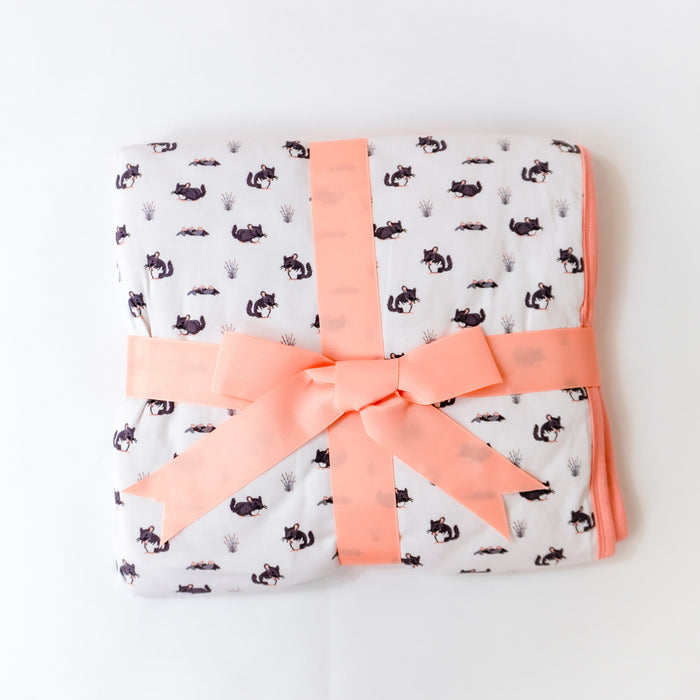 Chinchilla | Posy Quilted Blanket 35x35"