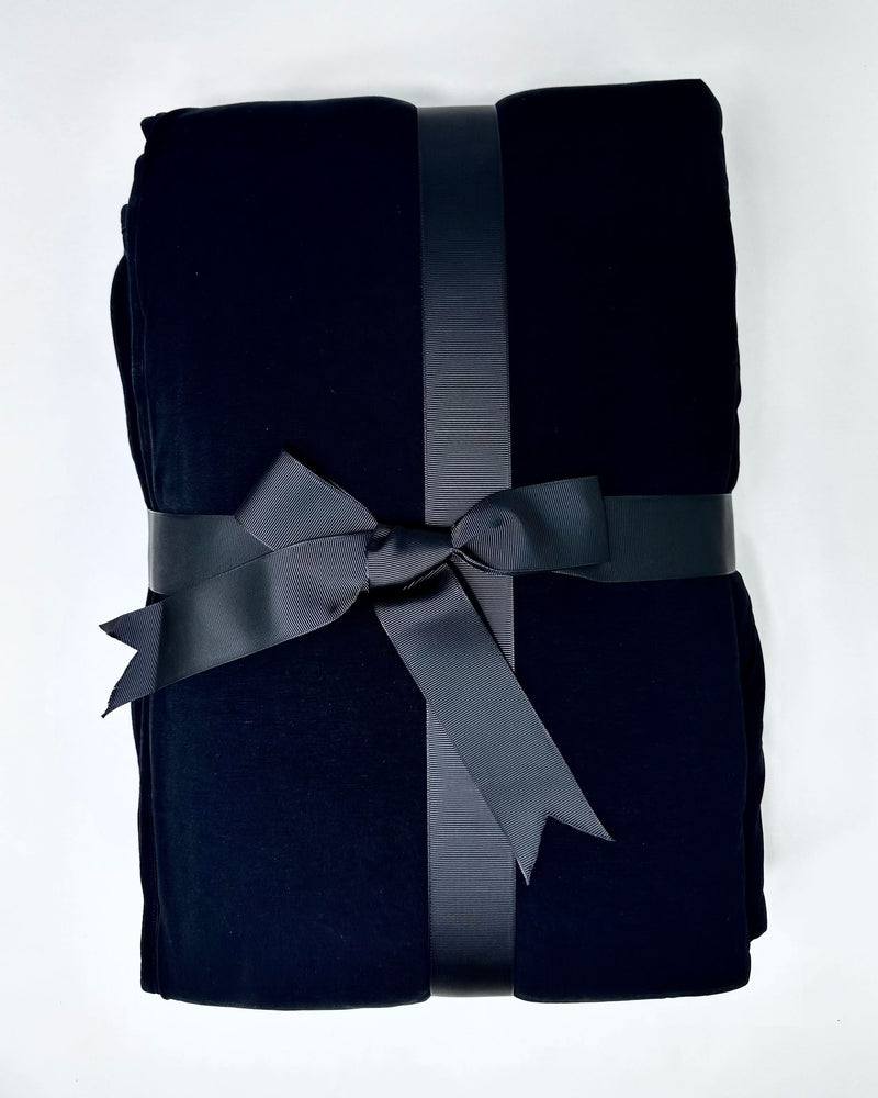 PRE-ORDER: Nightfall | Blossom Quilted Blanket 85x65”